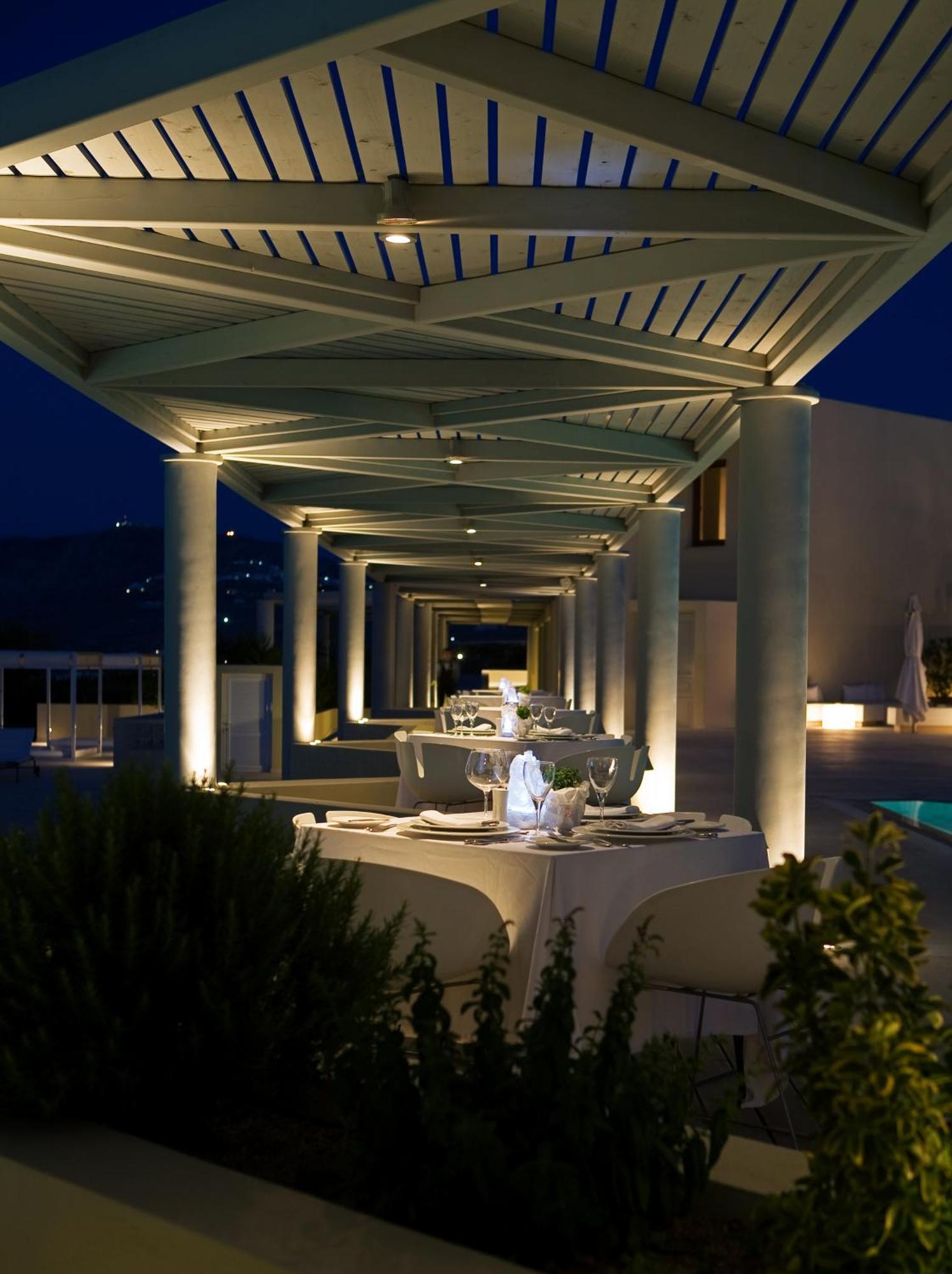 The Majestic Hotel ฟิรา ร้านอาหาร รูปภาพ
